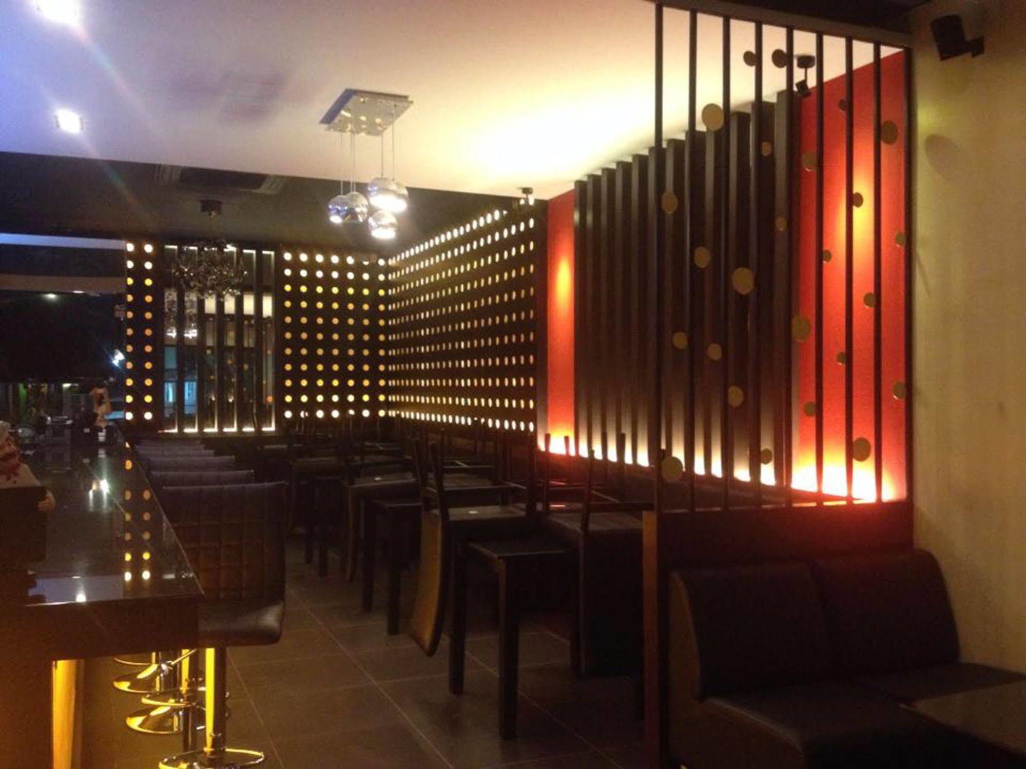 The Cozy Nest Boutique Rooms Фаяо Екстериор снимка