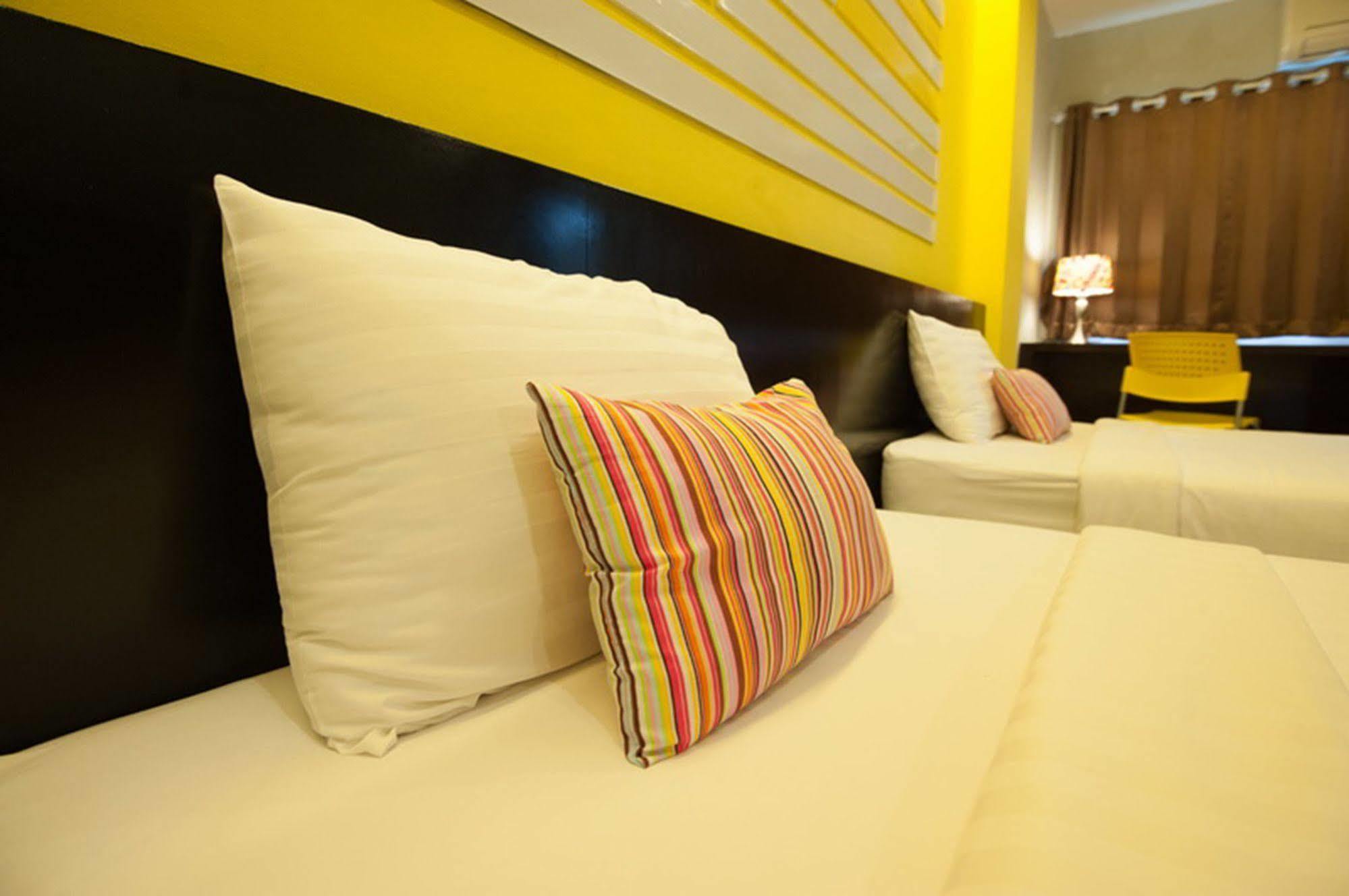 The Cozy Nest Boutique Rooms Фаяо Екстериор снимка