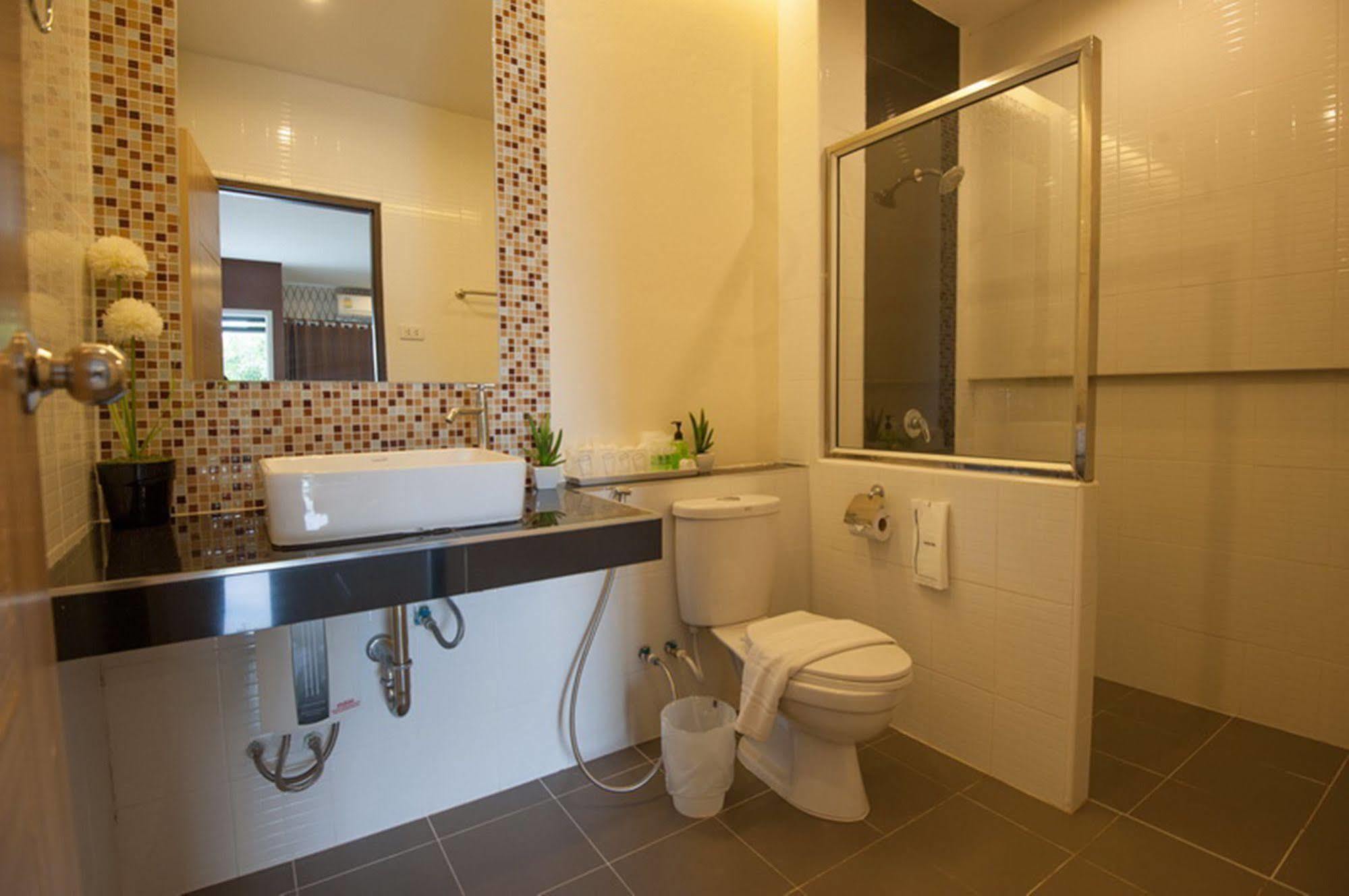 The Cozy Nest Boutique Rooms Фаяо Екстериор снимка